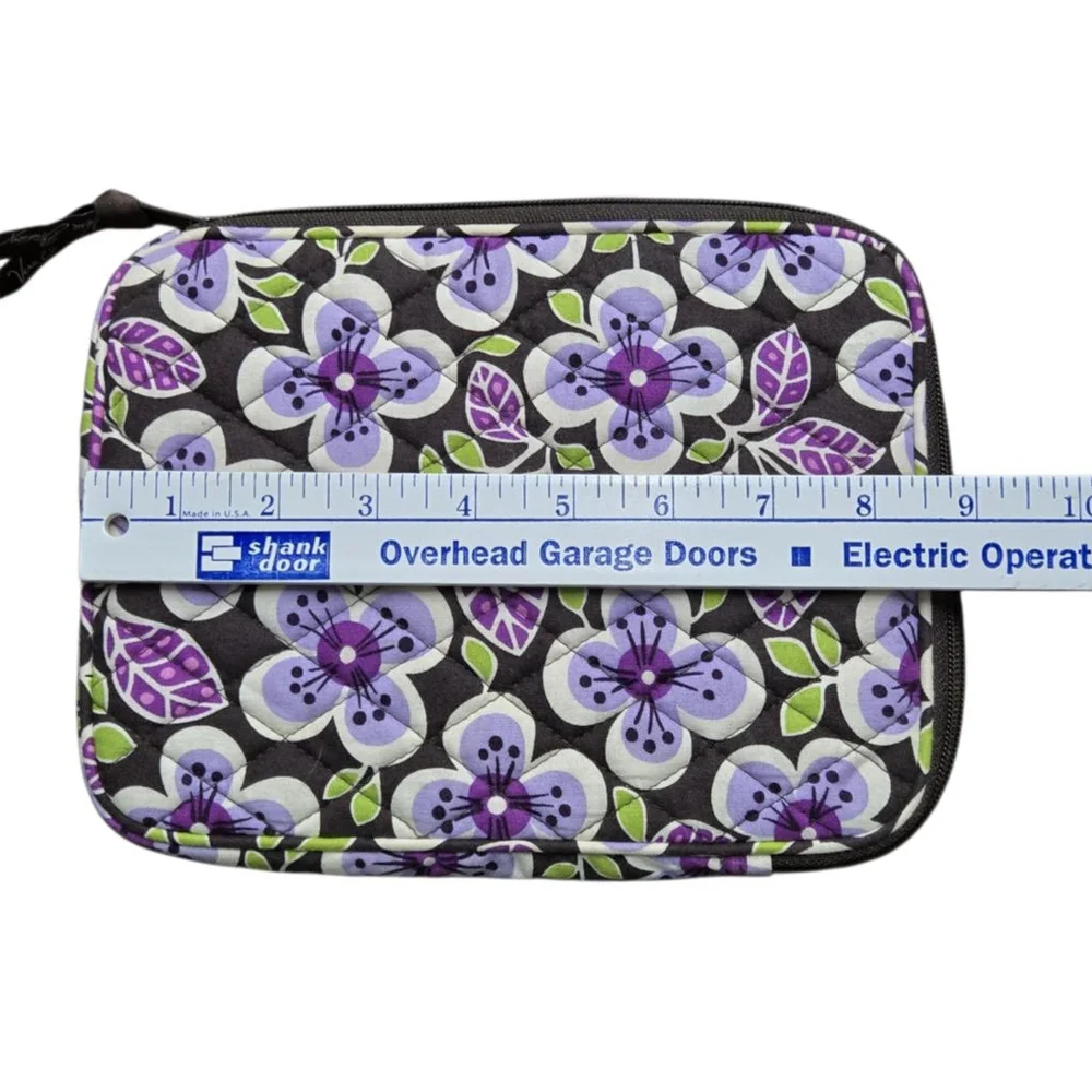 Vera Bradley Plum Petals Fall 2011 Tablet Case I-pad Sleeve Purple Floral Padded